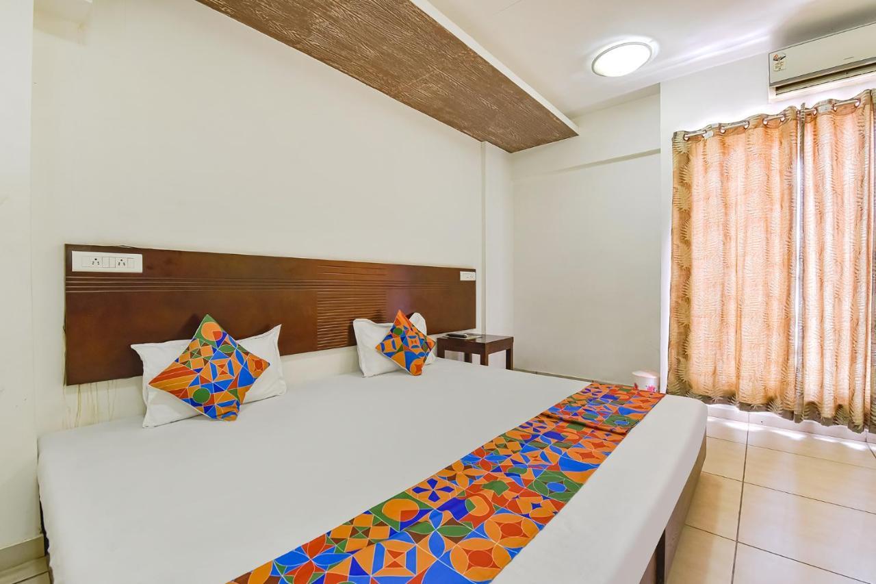 Fabhotel Gl Residency - Satellite Ahmedabad Eksteriør bilde